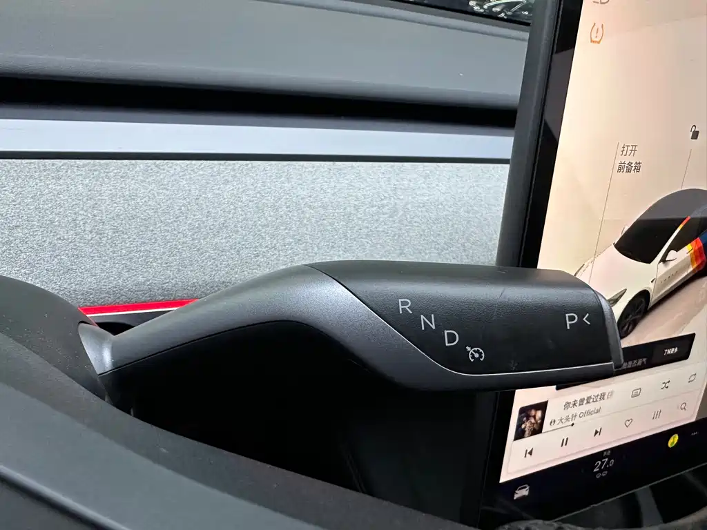 Tesla Model Y 2023 Rear-Wheel Drive 2023 - thumbnail 9