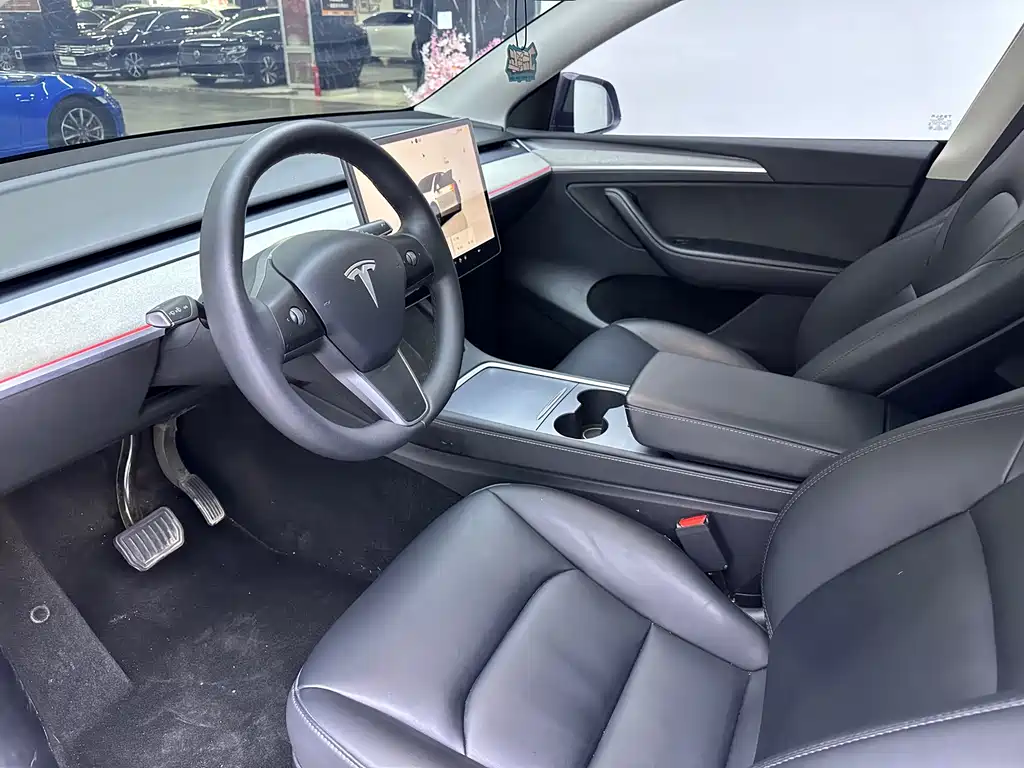 Tesla Model Y 2023 Rear-Wheel Drive 2023 - thumbnail 11