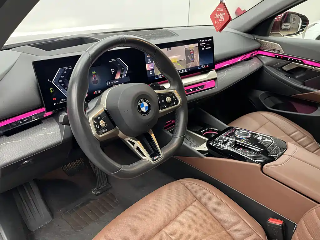 BMW BMW 5 Series 2024 530Li Luxury M Sport Package 2024 - thumbnail 10