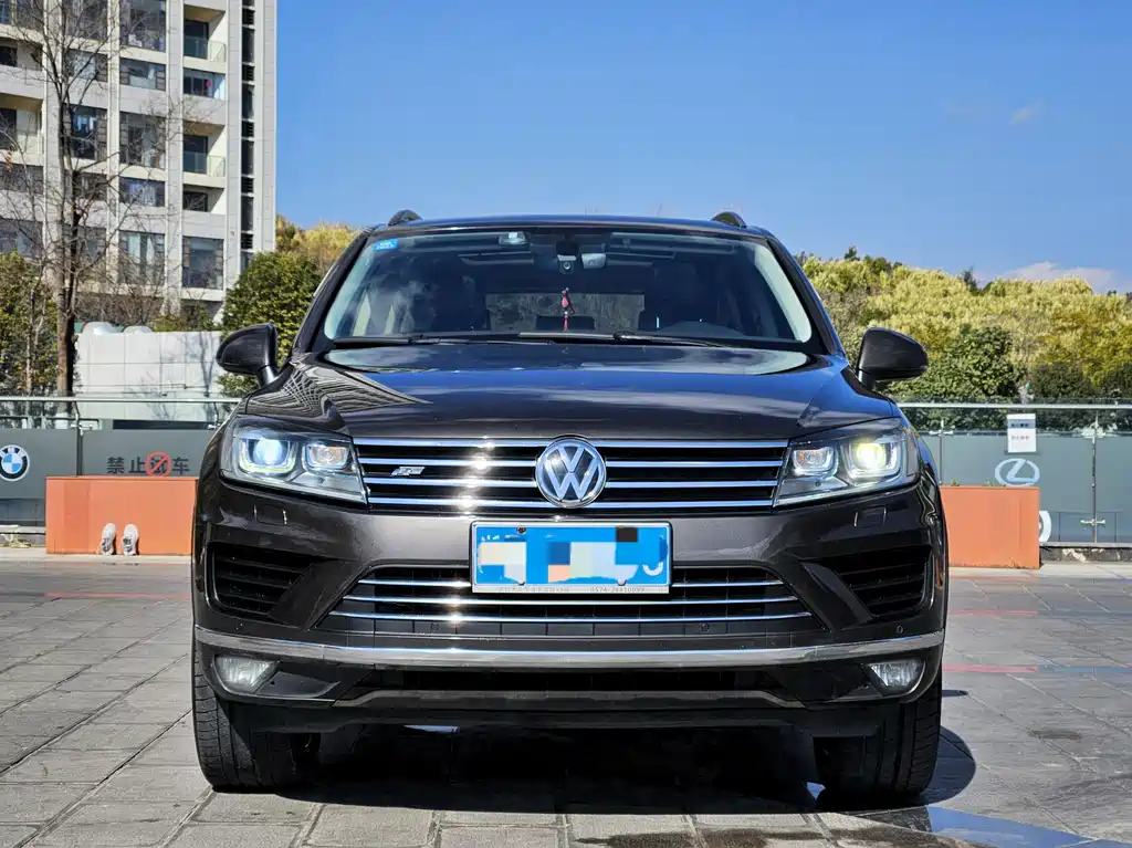 Volkswagen Volkswagen Touareg 2017 3.0TSI Outdoor Edition 2017 - thumbnail 2