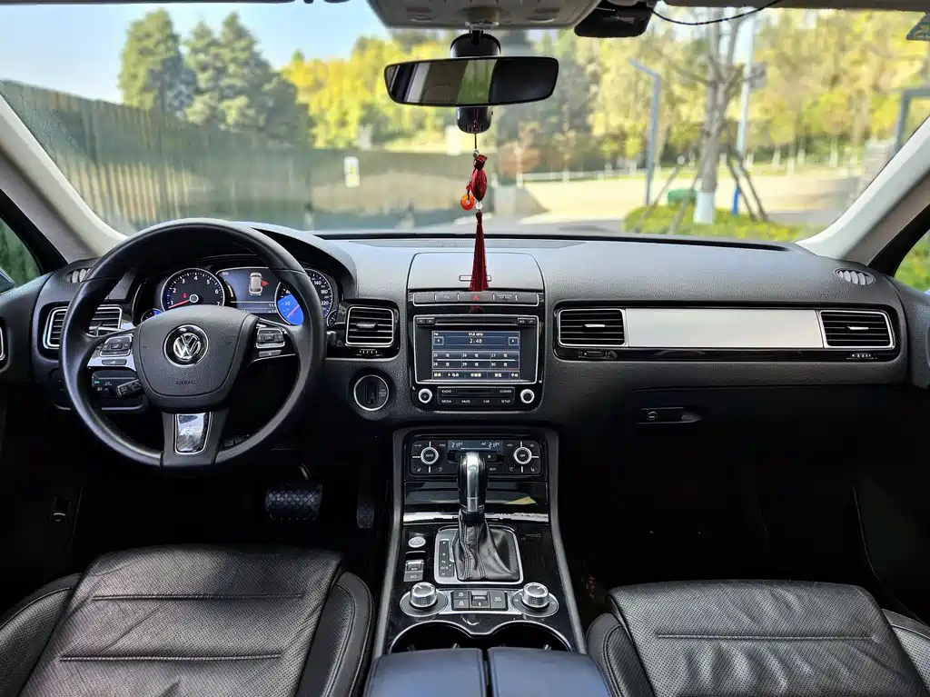 Volkswagen Volkswagen Touareg 2017 3.0TSI Outdoor Edition 2017 - thumbnail 6