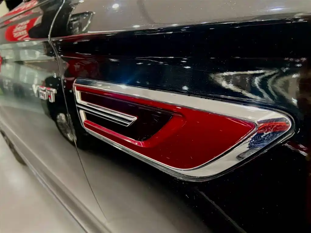 Hongqi Hongqi HS7 2022 3.0T Automatic AWD Intelligent Flag Enjoyment Edition Five Seats 2023 - thumbnail 3