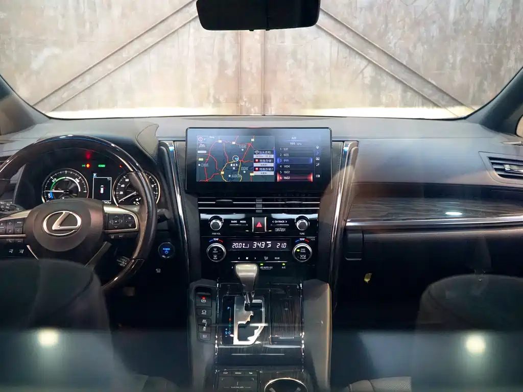 Lexus Lexus LM 300h 4-Seat Executive Version 2020 Model 2022 - thumbnail 14