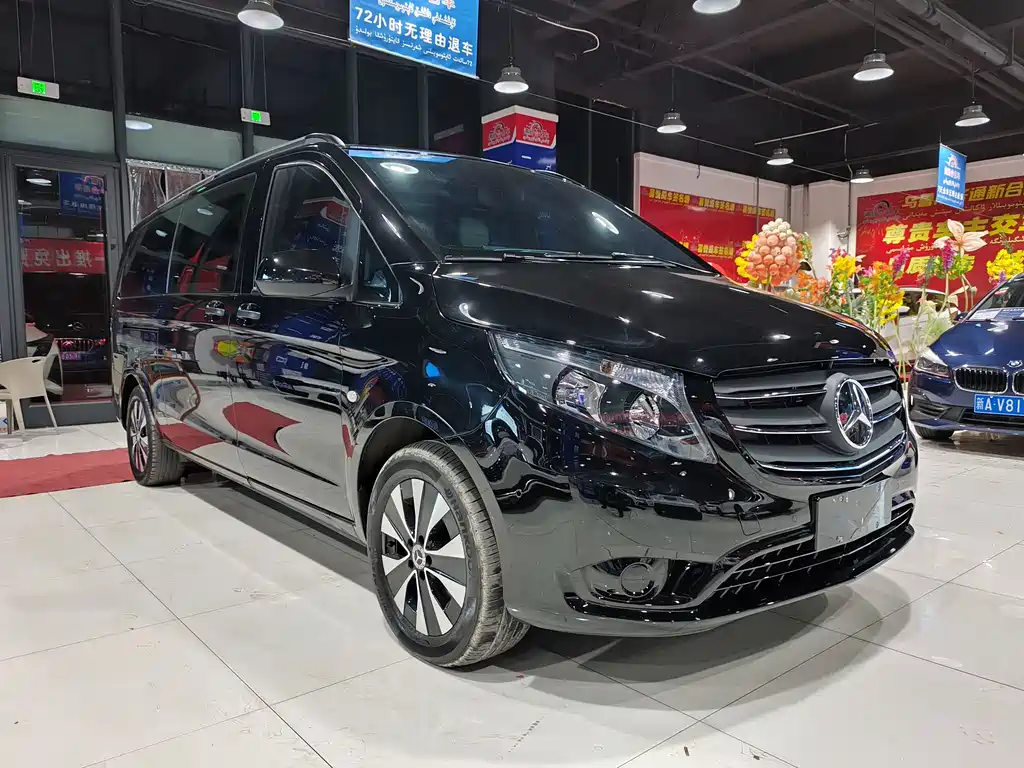 Mercedes-Benz Vito 2021 2.0T Business Edition 7-seater 2022 - thumbnail 3