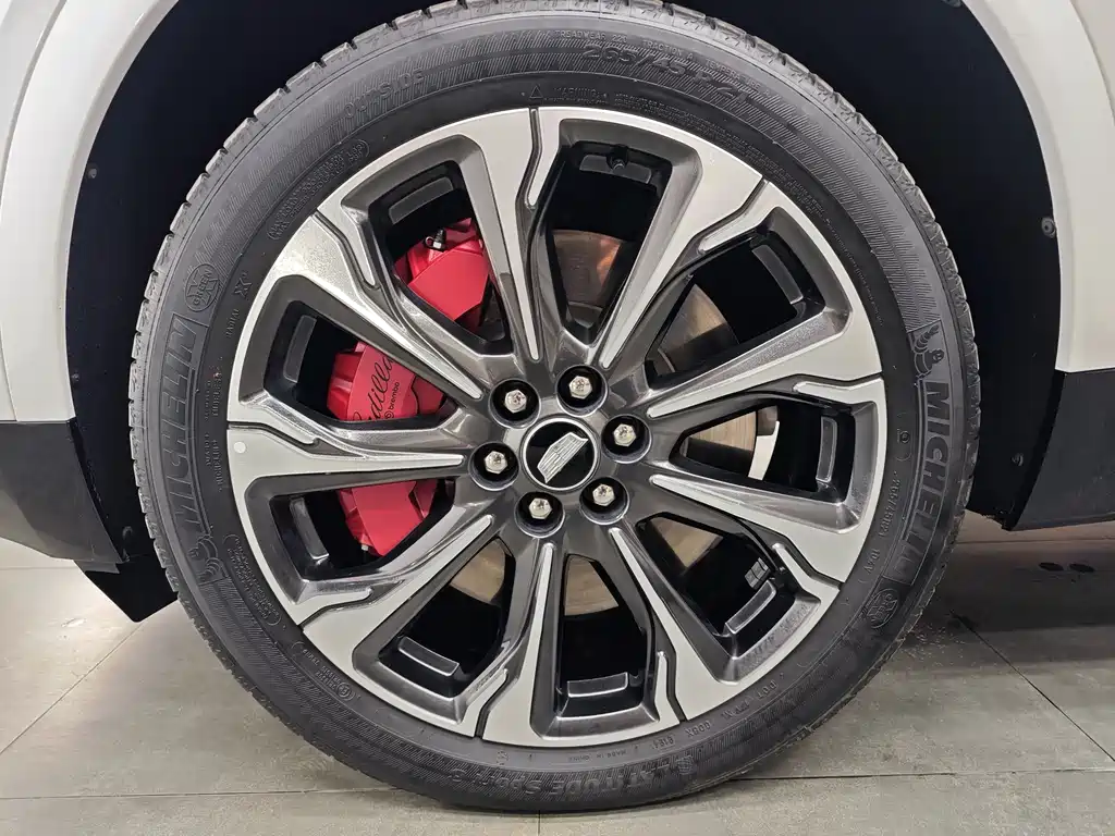 Cadillac Cadillac XT5 2025 2.0T Platinum Edition 2024 - thumbnail 6