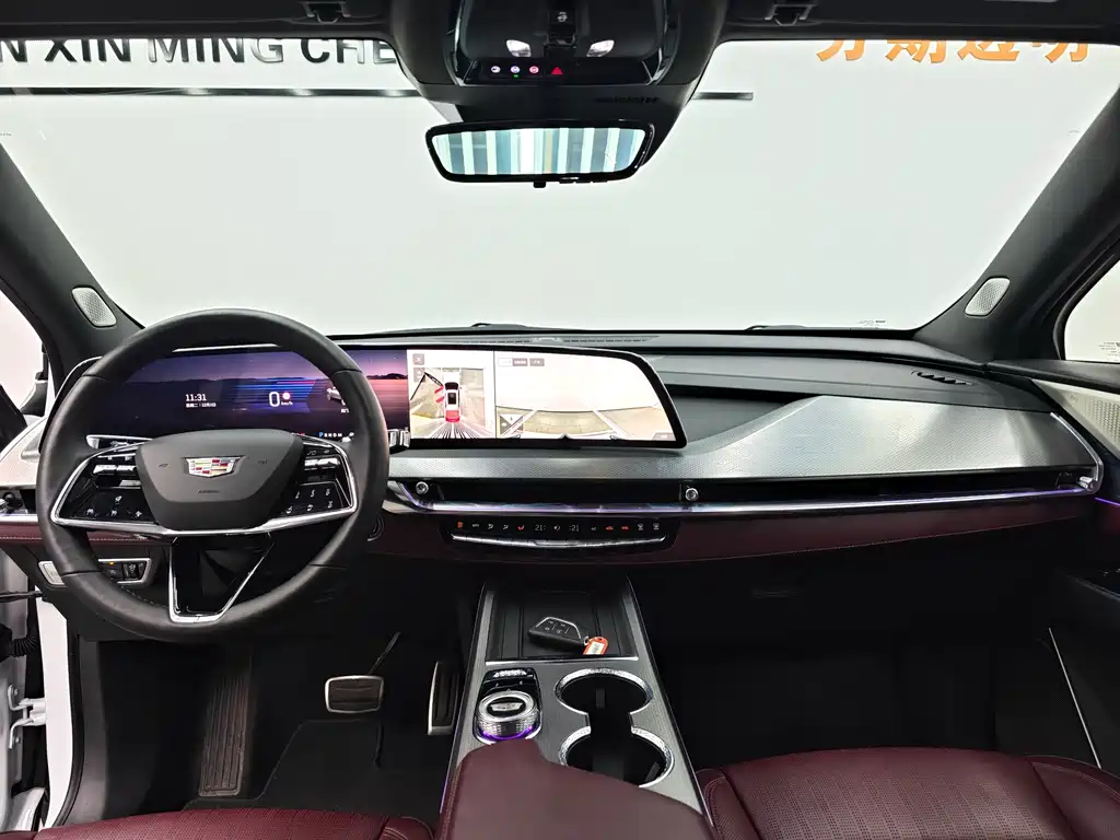Cadillac Cadillac XT5 2025 2.0T Platinum Edition 2024 - thumbnail 9
