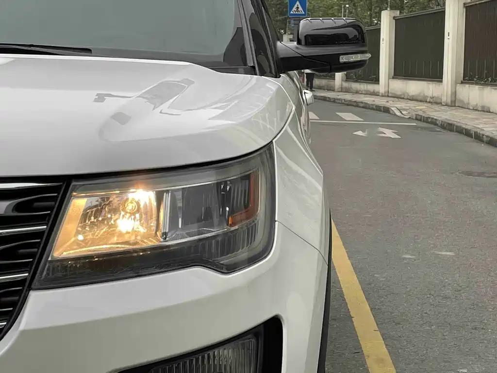 Ford Ford Explorer 2016 2.3T Style Edition 2017 - thumbnail 4