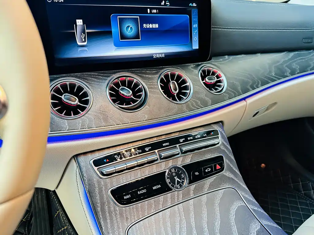 Mercedes-Benz Mercedes-Benz CLS 2018 CLS 300 Luxury 2019 - thumbnail 15