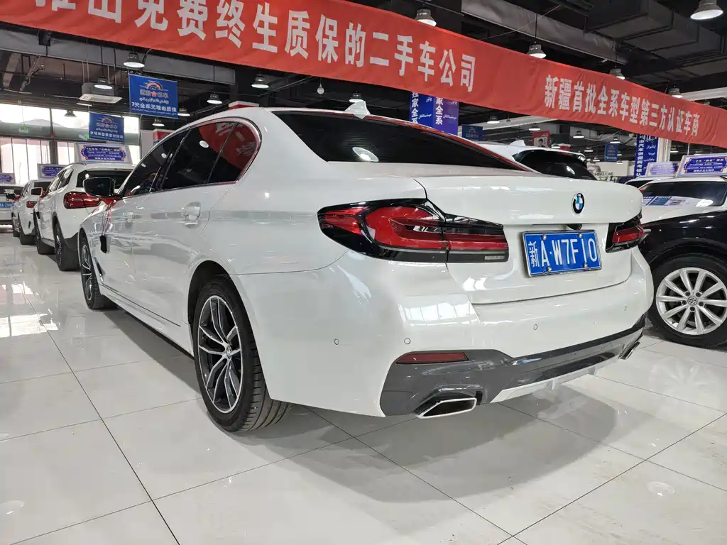 BMW BMW 5 Series 2022 Model Update 2 525Li M Sport Package 2023 - thumbnail 7
