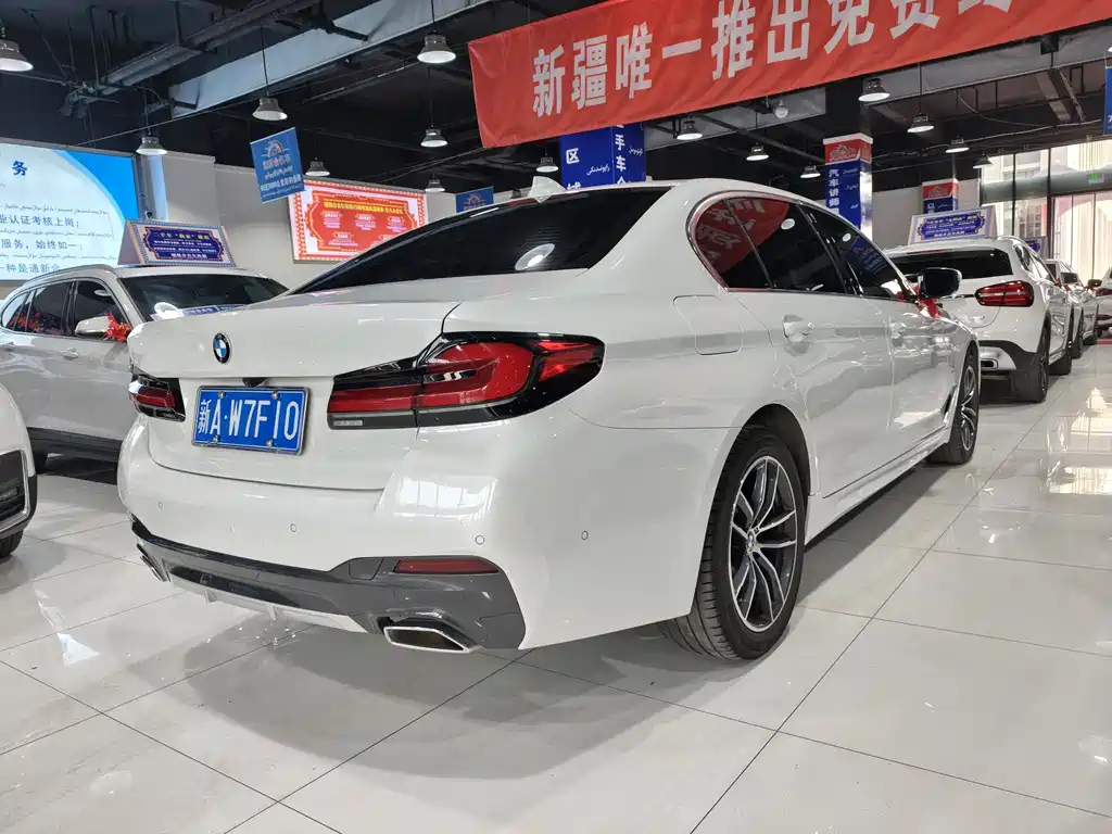 BMW BMW 5 Series 2022 Model Update 2 525Li M Sport Package 2023 - thumbnail 9