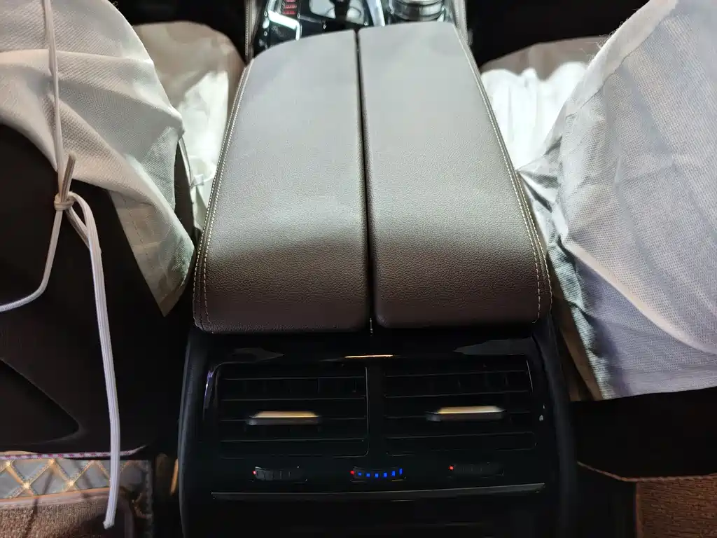 BMW BMW 5 Series 2022 Model Update 2 525Li M Sport Package 2023 - thumbnail 15