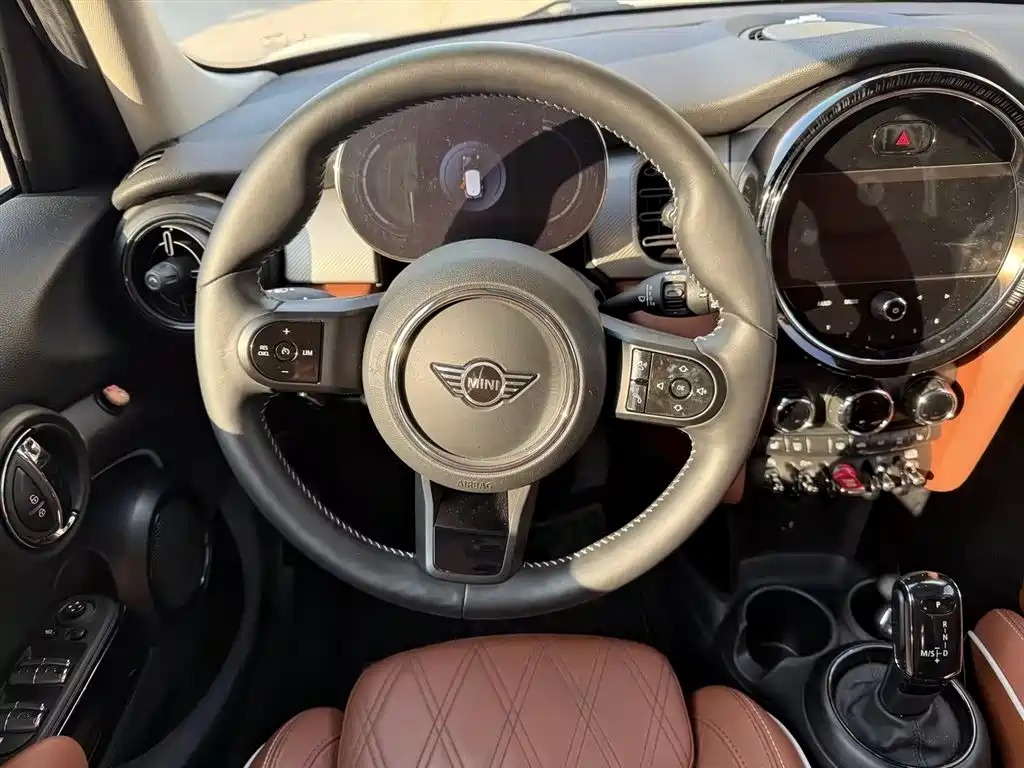 MINI MINI 2022 1.5T COOPER Artist Five-Door 2021 - thumbnail 12