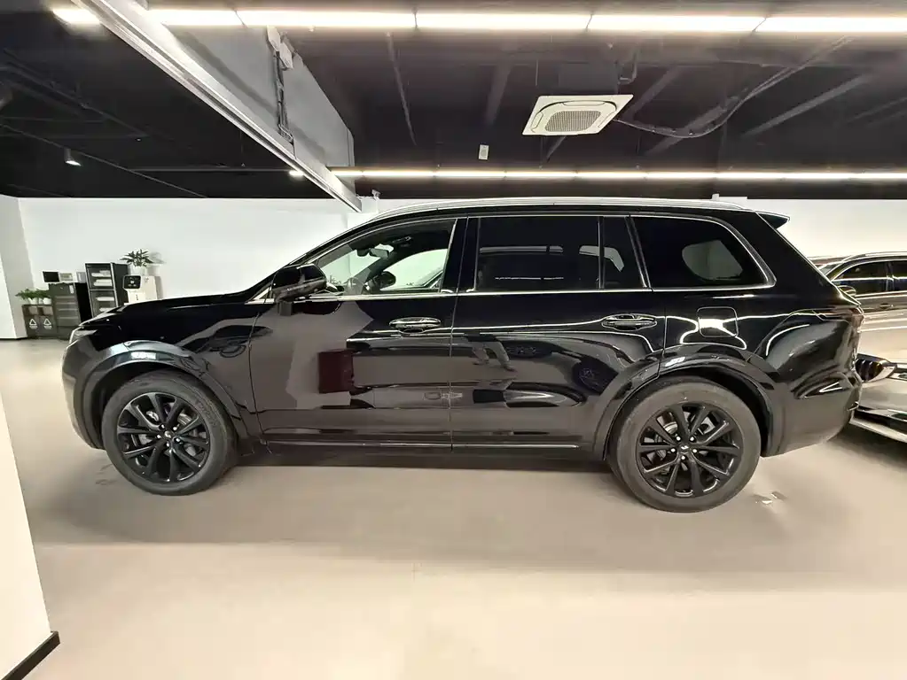 Li Auto Li ONE 2021 Extended Range 6-Seat Version 2022 - thumbnail 3