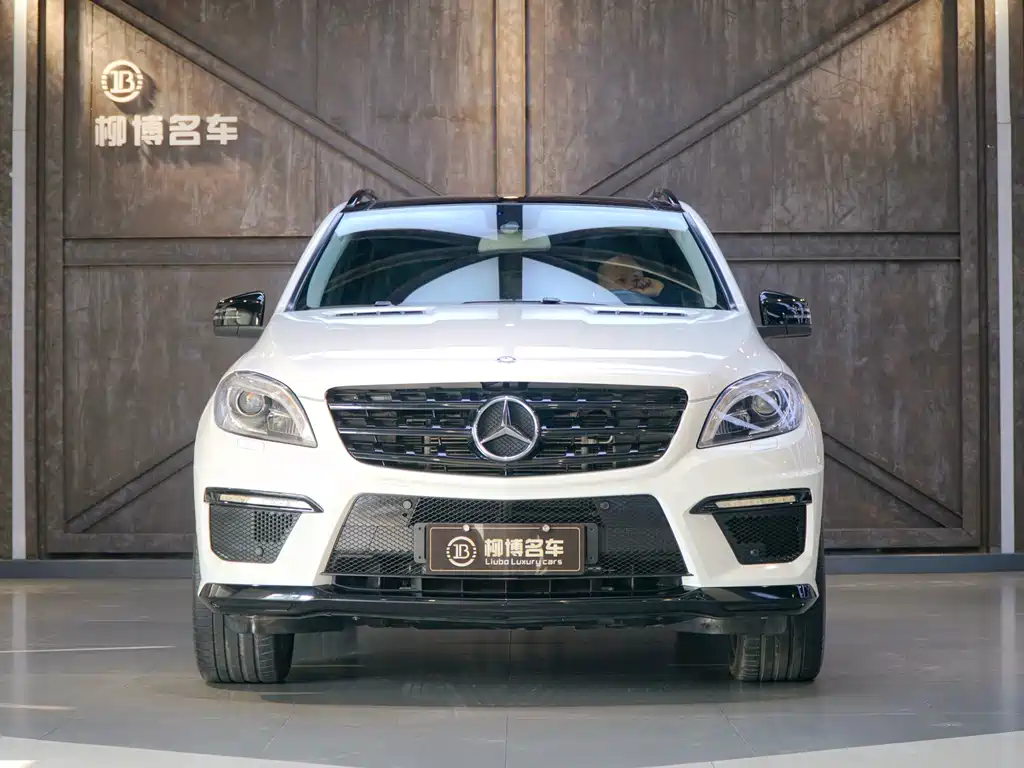 Mercedes-Benz Mercedes-Benz M-Class AMG 2012 ML 63 AMG 2014 - thumbnail 2