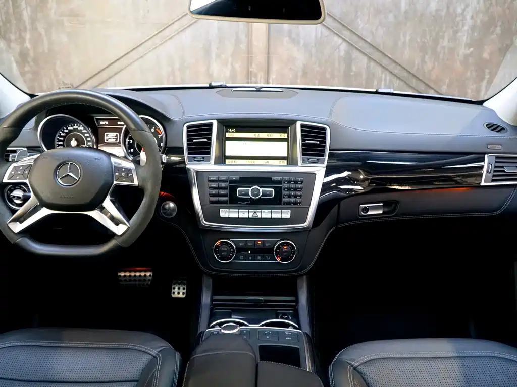 Mercedes-Benz Mercedes-Benz M-Class AMG 2012 ML 63 AMG 2014 - thumbnail 9