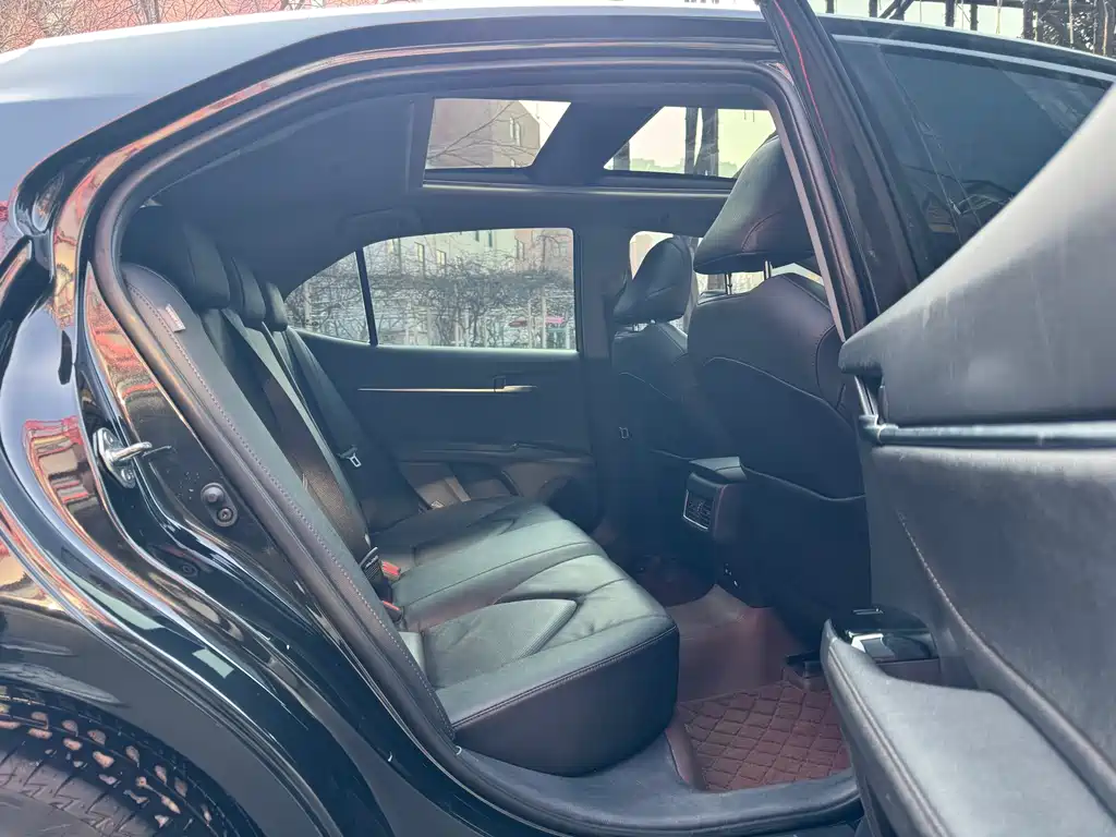 Toyota Toyota Camry 2021 2.5G Luxury Edition 2023 - thumbnail 10
