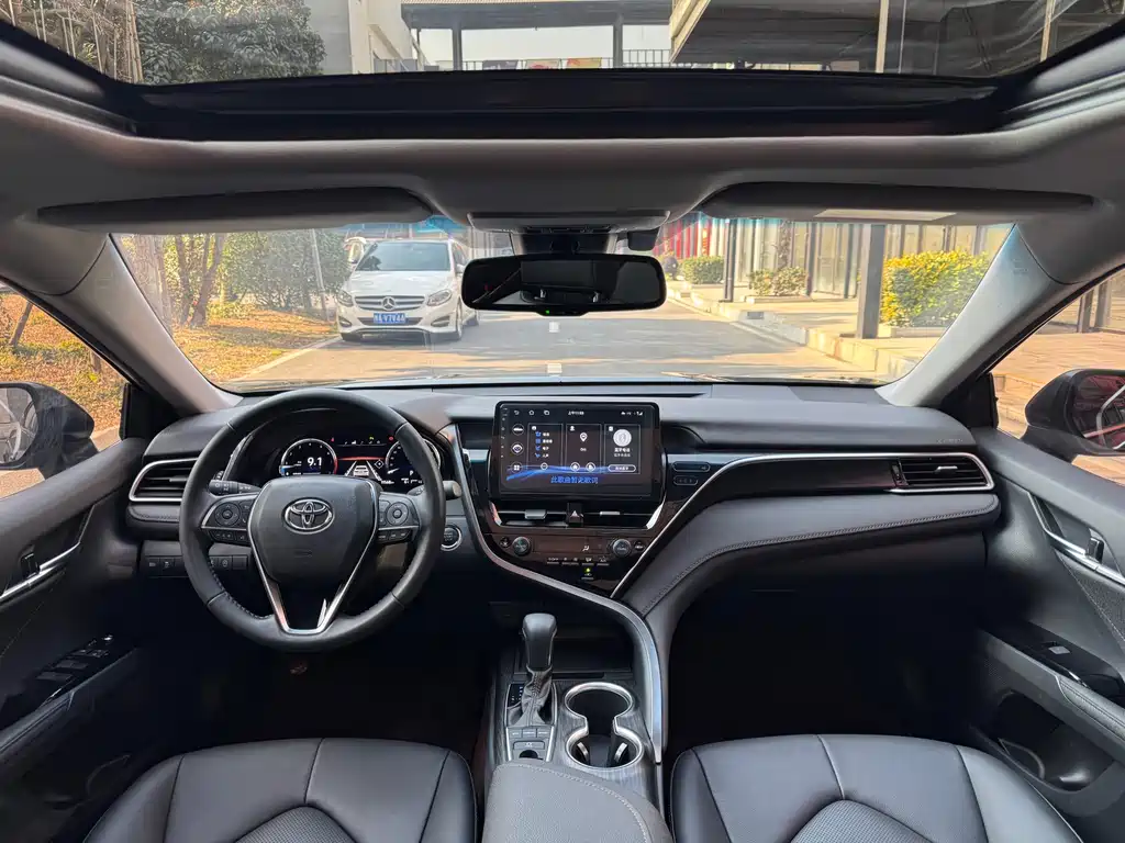 Toyota Toyota Camry 2021 2.5G Luxury Edition 2023 - thumbnail 11