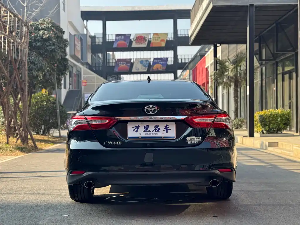 Toyota Toyota Camry 2021 2.5G Luxury Edition 2023 - thumbnail 22