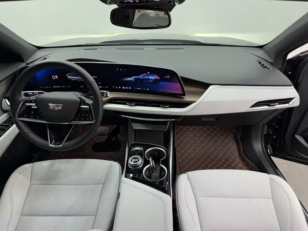 Cadillac Cadillac GT4 2023 25T Luxury 2025 - thumbnail 14