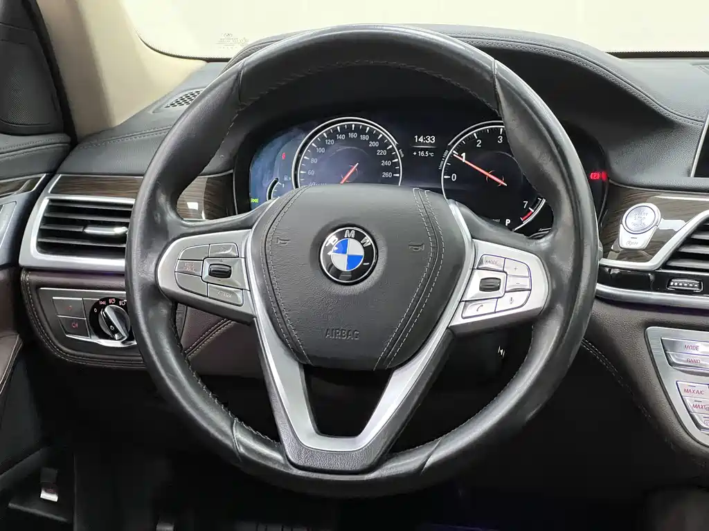 BMW BMW 7 Series 2016 730Li Leading Edition 2016 - thumbnail 24