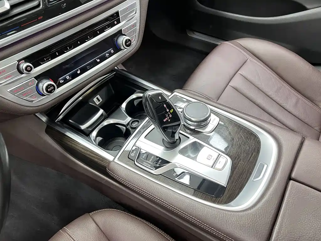 BMW BMW 7 Series 2016 730Li Leading Edition 2016 - thumbnail 27