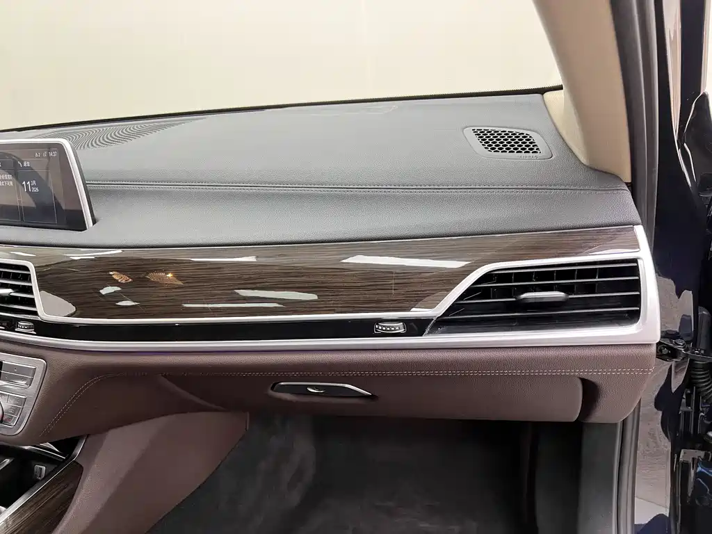 BMW BMW 7 Series 2016 730Li Leading Edition 2016 - thumbnail 30