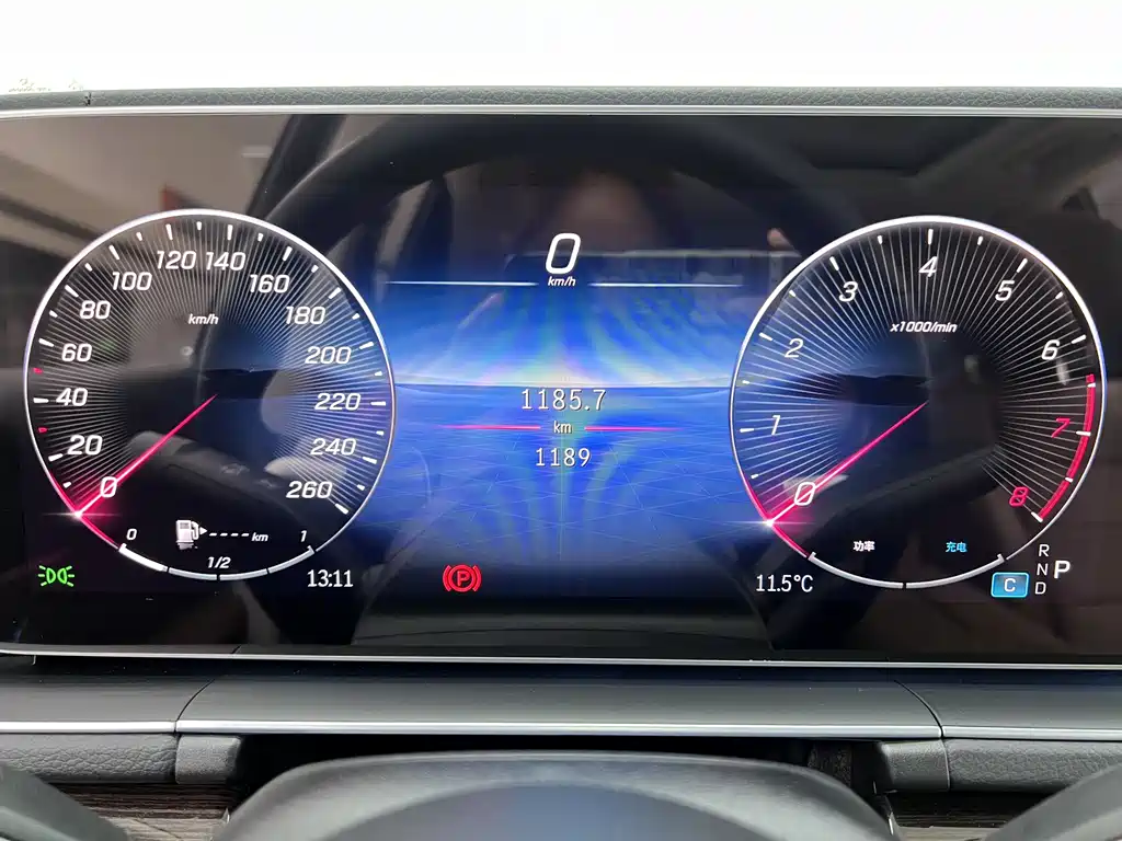 Mercedes-Benz Mercedes-Benz GLE 2026 GLE 350 4MATIC Dynamic Model 2026 - thumbnail 28