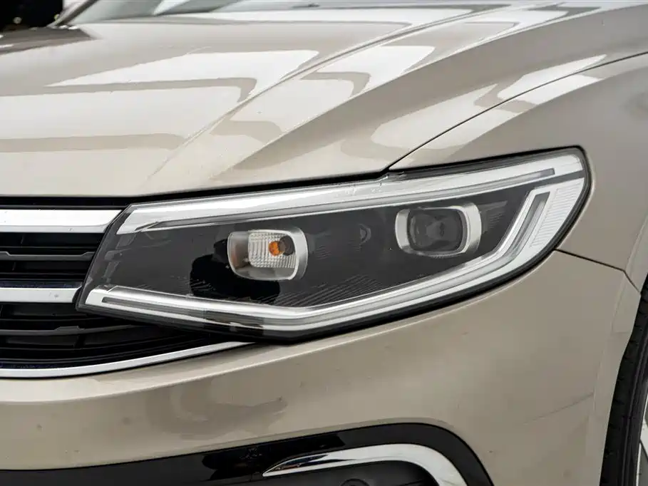 Volkswagen Bora 2023 200TSI DSG Intelligent Driving Edition 2022 - thumbnail 10