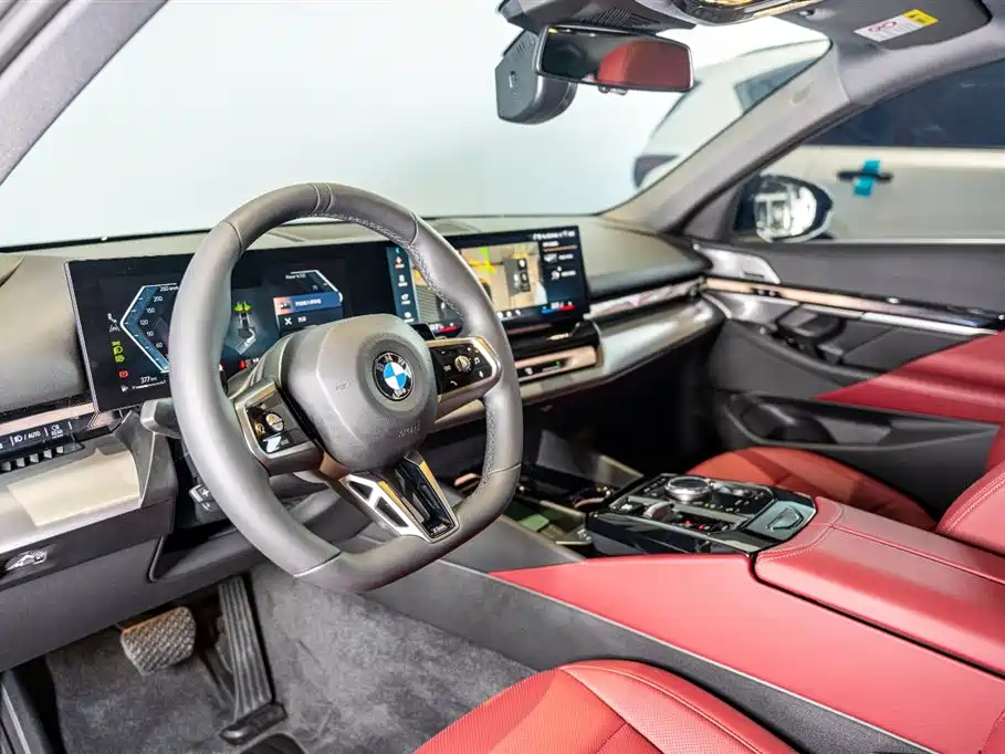 BMW BMW 5 Series 2025 530Li Leading Model M Sport Package 2025 - thumbnail 6