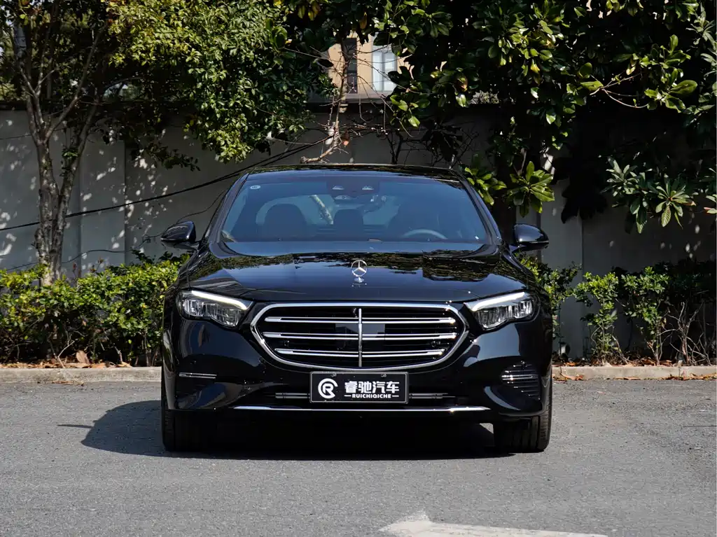 Mercedes-Benz Mercedes-Benz E-Class 2026 E 300 L Luxury Model 2026 - thumbnail 2