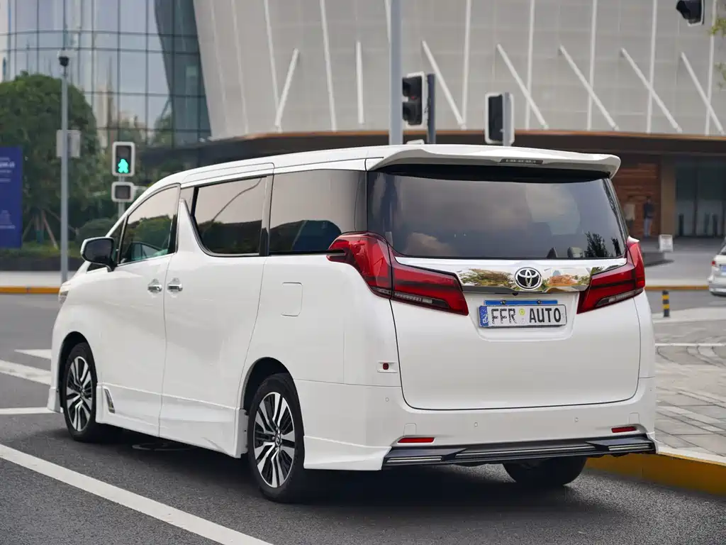 Toyota Alphard 2018 Model Year Facelift 3.5L Executive Version 2019 - thumbnail 7