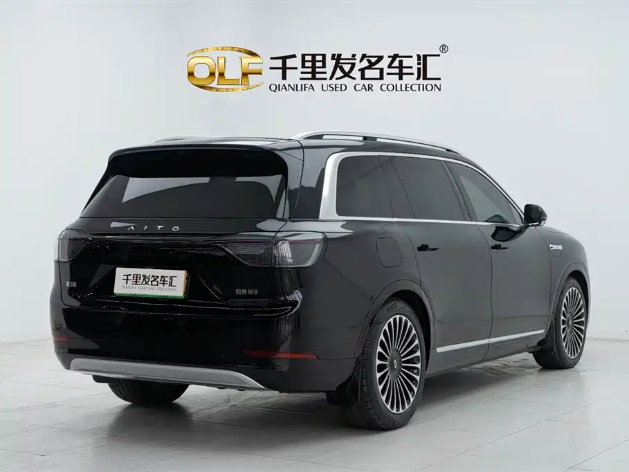 AITO M9 Aito M9 2024 Extended Range Ultra 52kWh 5-seat 2024 - thumbnail 4