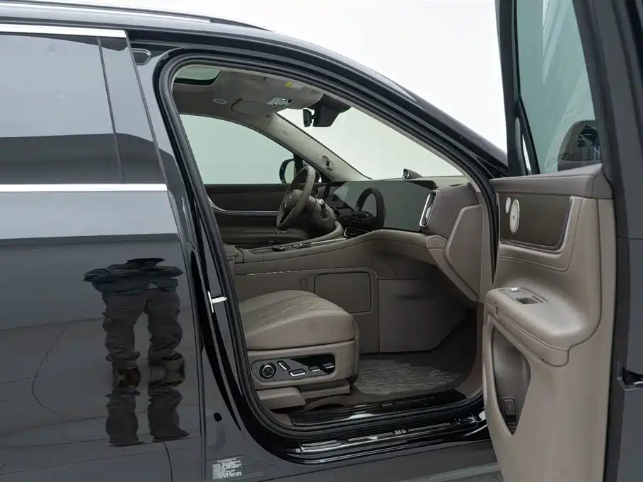 AITO M9 Aito M9 2024 Extended Range Ultra 52kWh 5-seat 2024 - thumbnail 15
