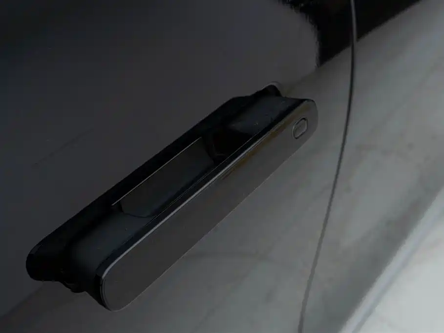 AITO M9 Aito M9 2024 Extended Range Ultra 52kWh 5-seat 2024 - thumbnail 25