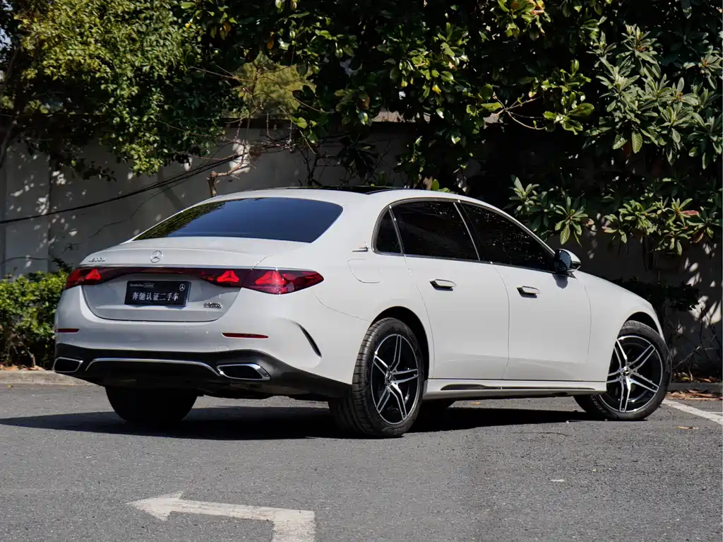 Mercedes-Benz Mercedes-Benz E-Class 2025 Model Year Facelift E 300 L Luxury Sport 2025 - thumbnail 4