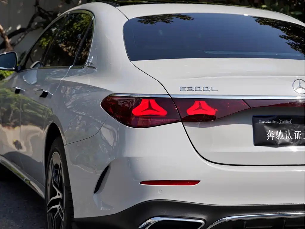 Mercedes-Benz Mercedes-Benz E-Class 2025 Model Year Facelift E 300 L Luxury Sport 2025 - thumbnail 7