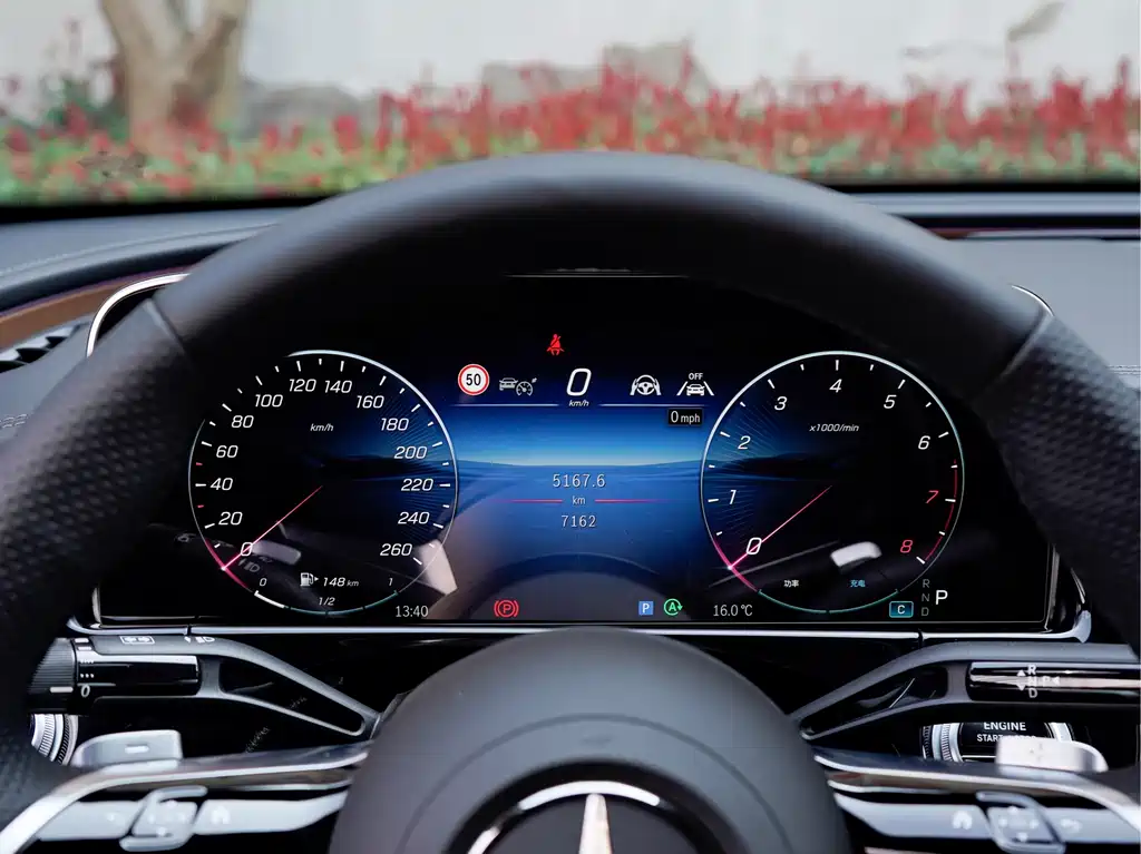 Mercedes-Benz Mercedes-Benz E-Class 2025 Model Year Facelift E 300 L Luxury Sport 2025 - thumbnail 9