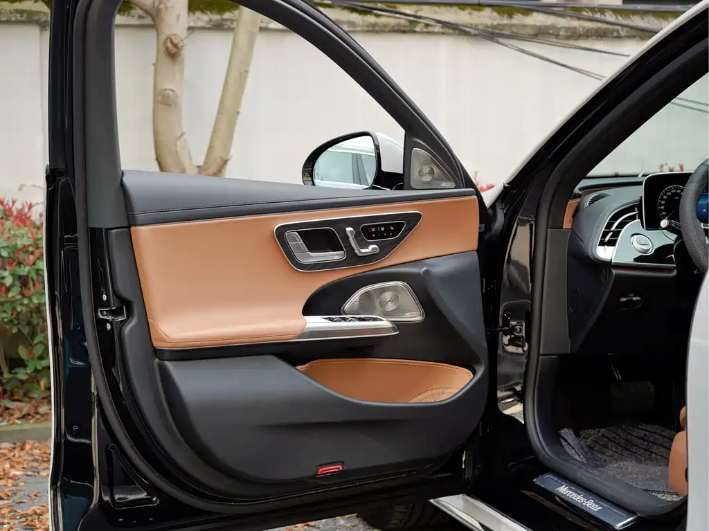 Mercedes-Benz Mercedes-Benz E-Class 2025 Model Year Facelift E 300 L Luxury Sport 2025 - thumbnail 14