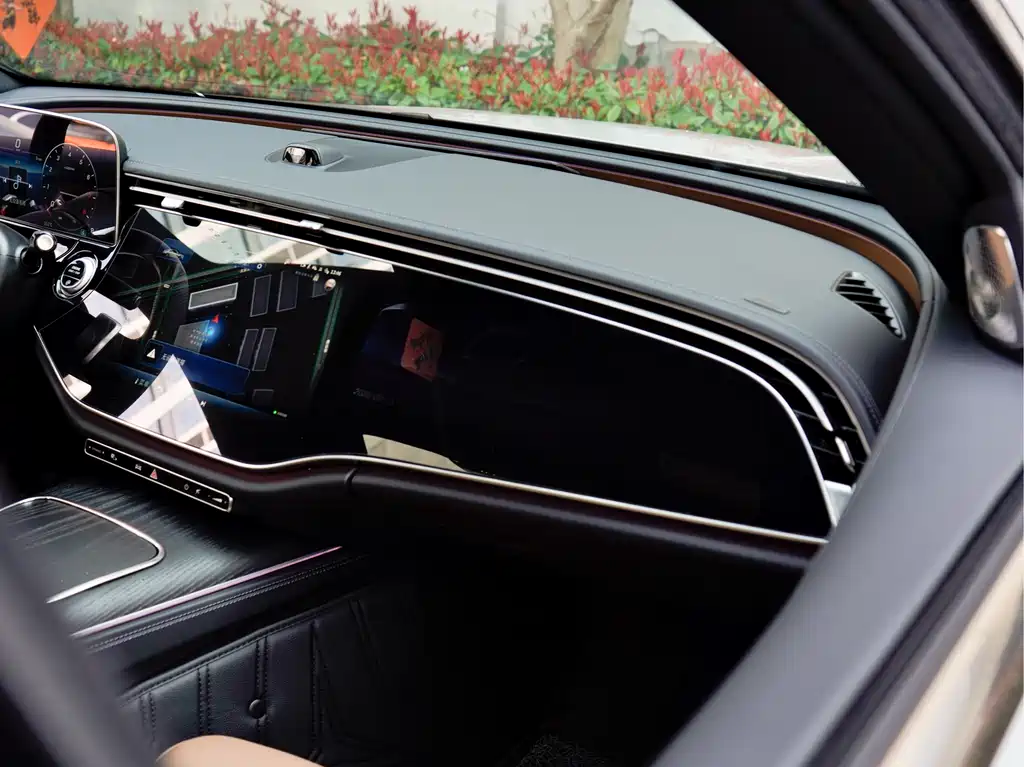 Mercedes-Benz Mercedes-Benz E-Class 2025 Model Year Facelift E 300 L Luxury Sport 2025 - thumbnail 19