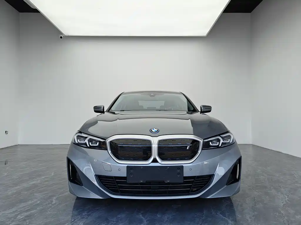 BMW BMW i3 2022 eDrive 35 L 2023 - thumbnail 2