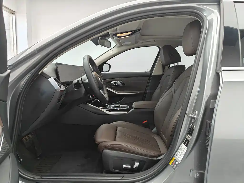 BMW BMW i3 2022 eDrive 35 L 2023 - thumbnail 9