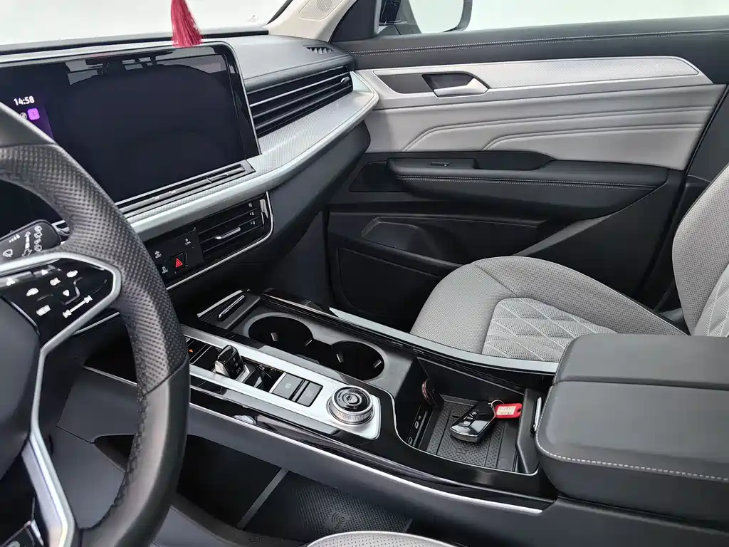 Volkswagen Lantu 2025 380TSI AWD R-Line Touring Zhongxiang Edition 2025 - thumbnail 9