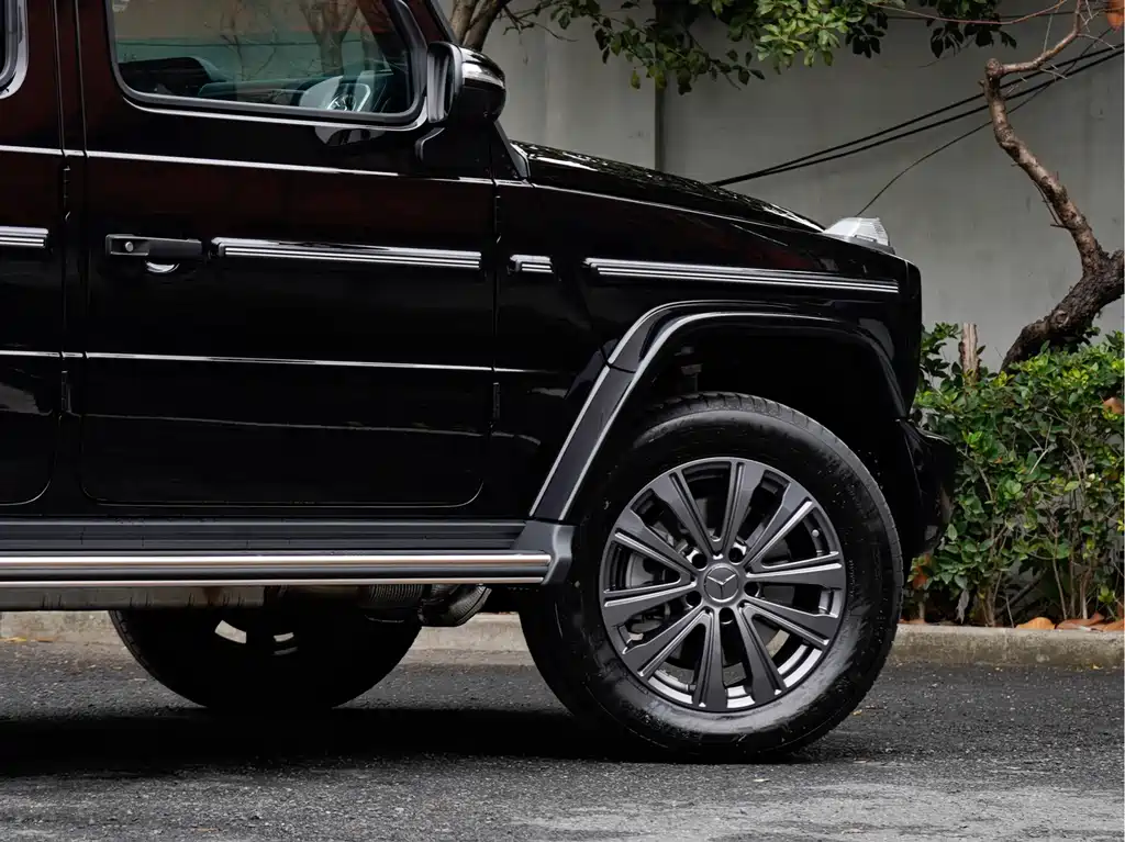 Mercedes-Benz Mercedes-Benz G-Class 2025 G 500 2025 - thumbnail 4
