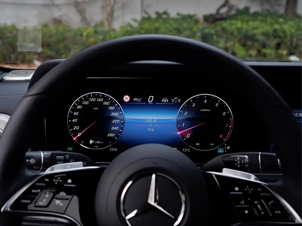 Mercedes-Benz Mercedes-Benz G-Class 2025 G 500 2025 - thumbnail 12