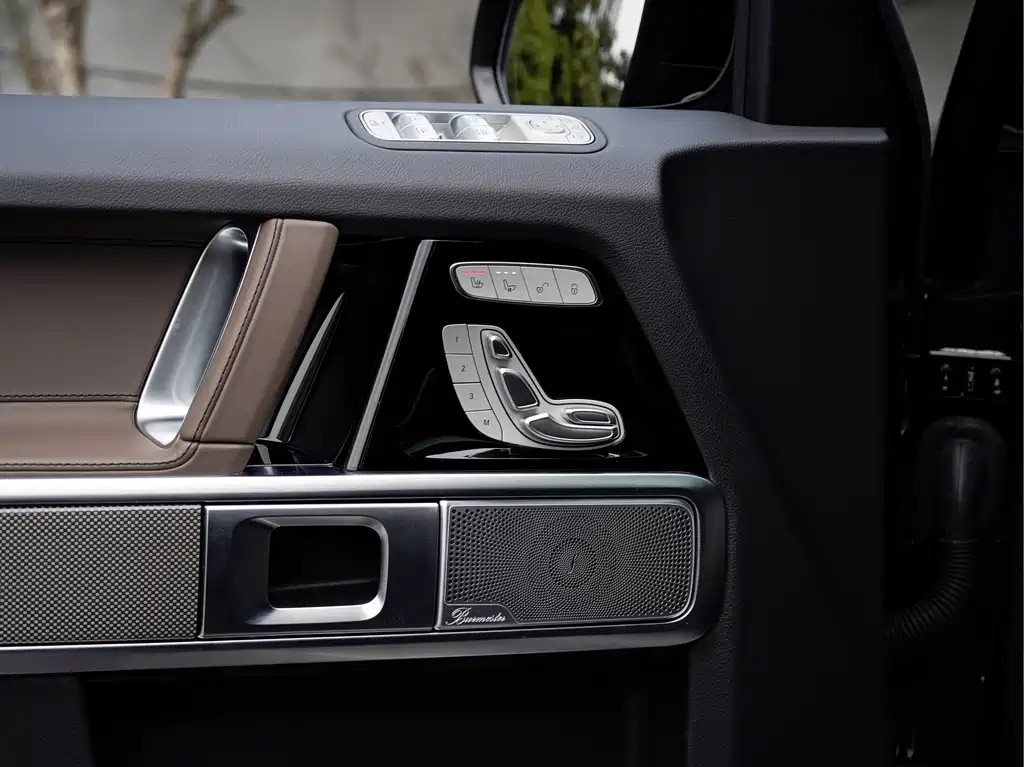 Mercedes-Benz Mercedes-Benz G-Class 2025 G 500 2025 - thumbnail 20