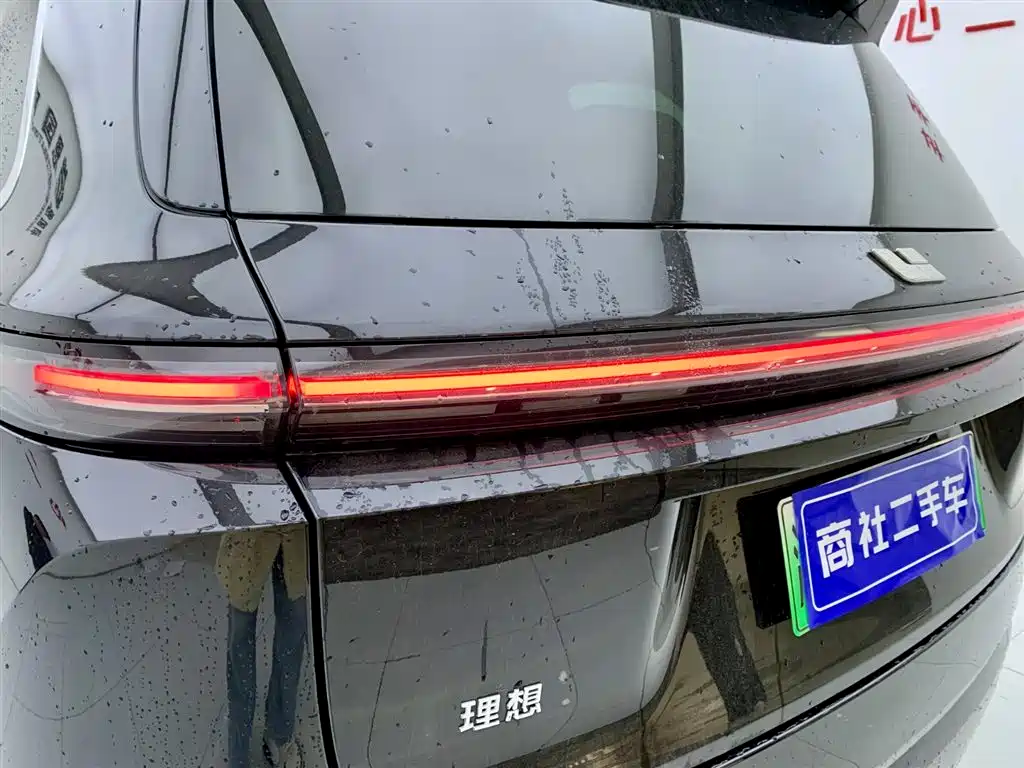 Li Auto Li L9 2023 Pro 2024 - thumbnail 9