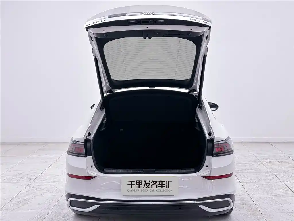 Volkswagen Lamando 2023 Lamando L 280TSI DSG Cool Spice Edition 2023 - thumbnail 9