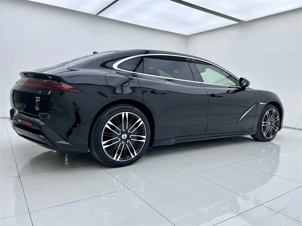 Denza Tang Z9 2024 Model 1100km AWD Max Version 2025 - thumbnail 5
