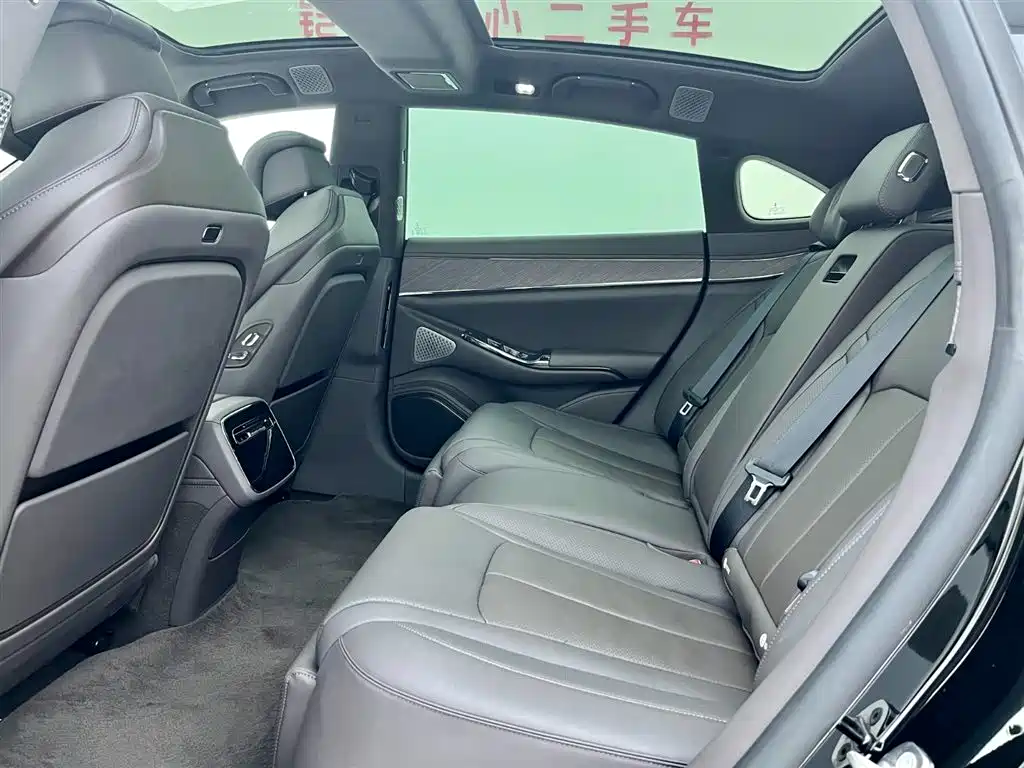Denza Tang Z9 2024 Model 1100km AWD Max Version 2025 - thumbnail 12