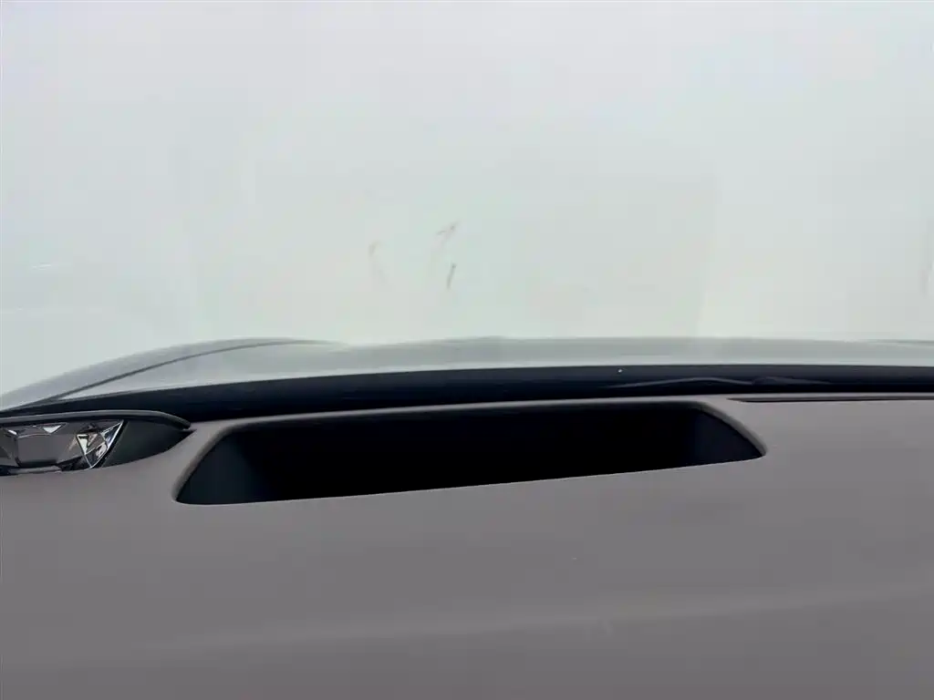 Denza Tang Z9 2024 Model 1100km AWD Max Version 2025 - thumbnail 19